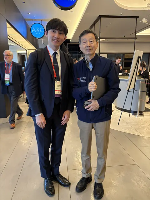 與 Dr. Xunzhang Wang 合影